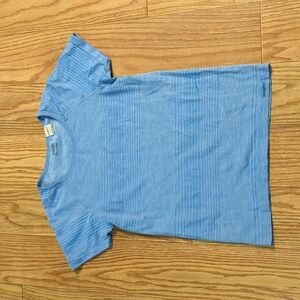 Patagonia blue fitted stretch athletic top short sleeve base layer, women's M